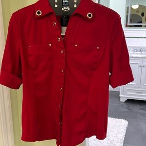 Snap button up quarter sleeve top